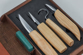 S09 book - Set of 4 Knives in a Book Case